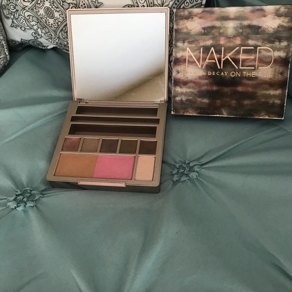 Urban Decay Naked On The Run - Picture 2 of 3